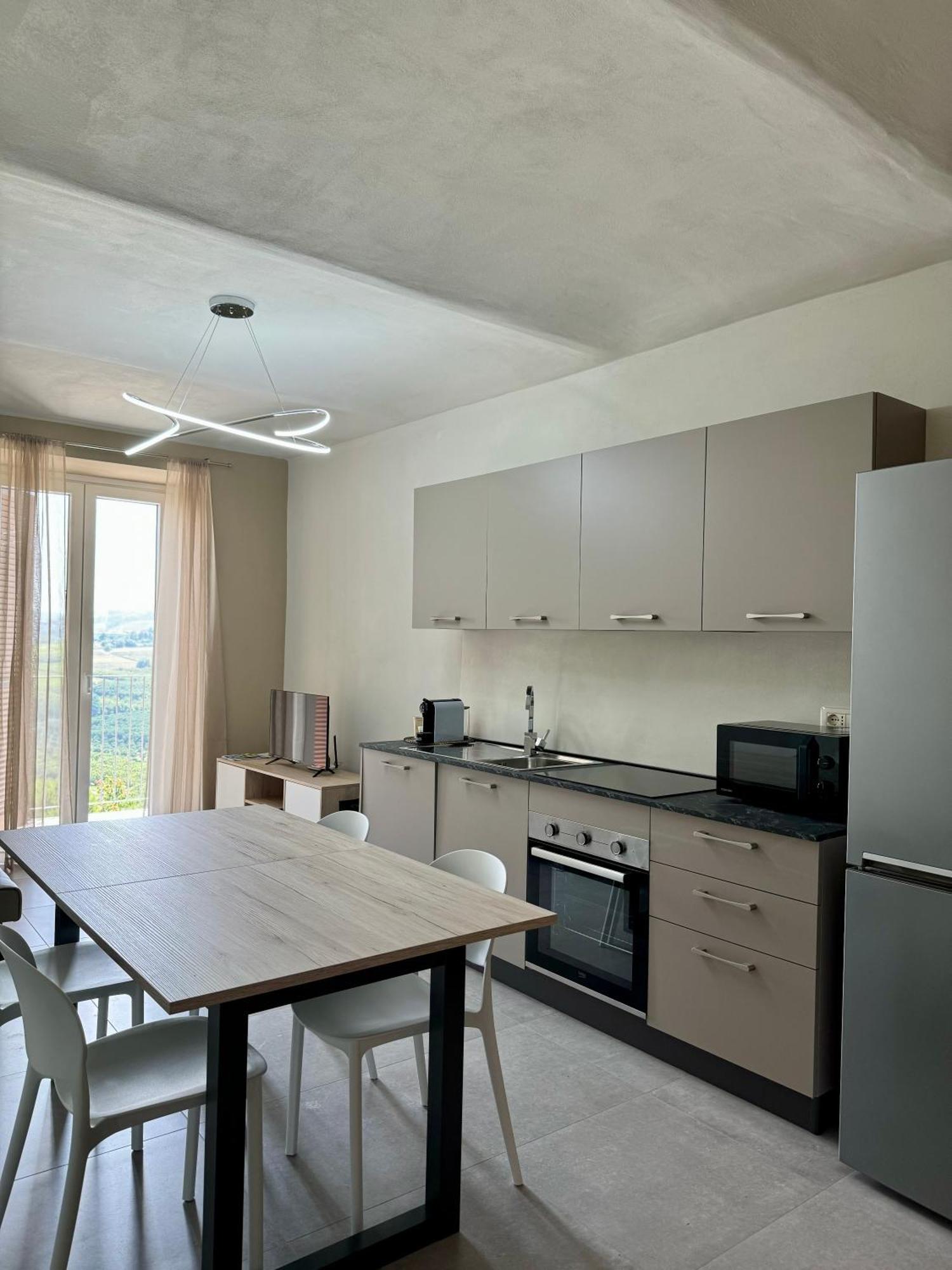 Il Grecale - Camere E Appartamenti Ла Морра Экстерьер фото